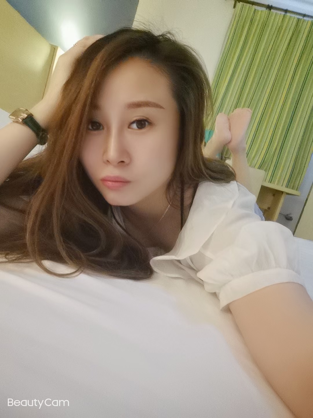 这应该是年轻时的